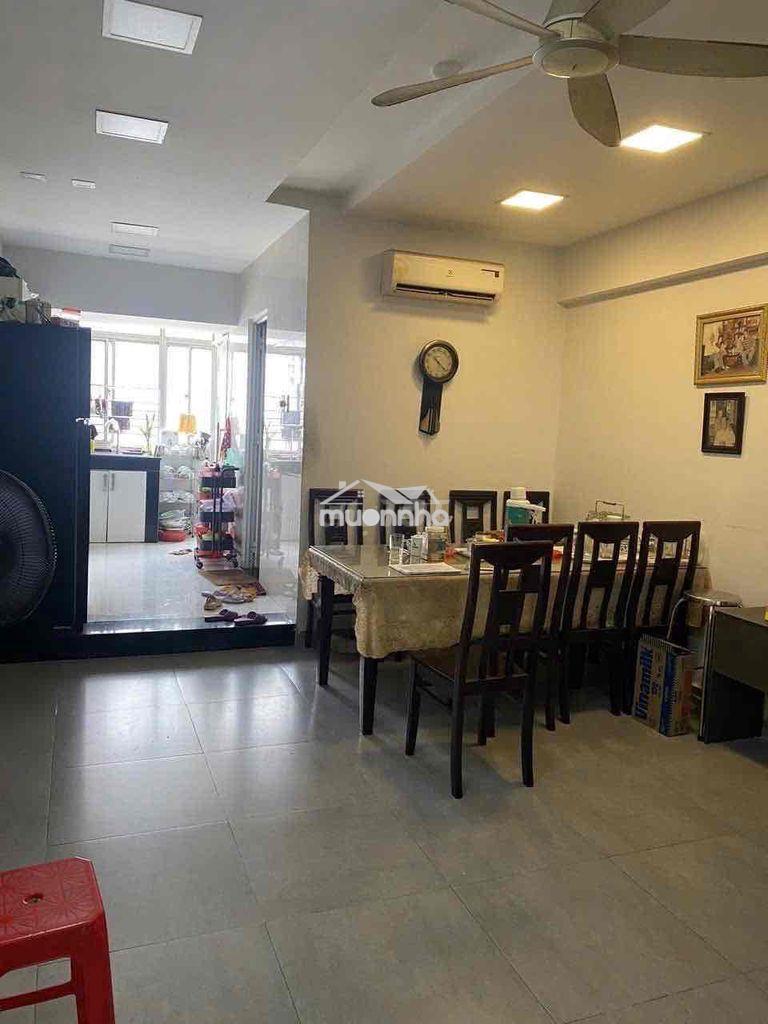 🌈 Bán chung cư h3 tầng cao 2pn 1wc view đẹp hoàng diệu q4