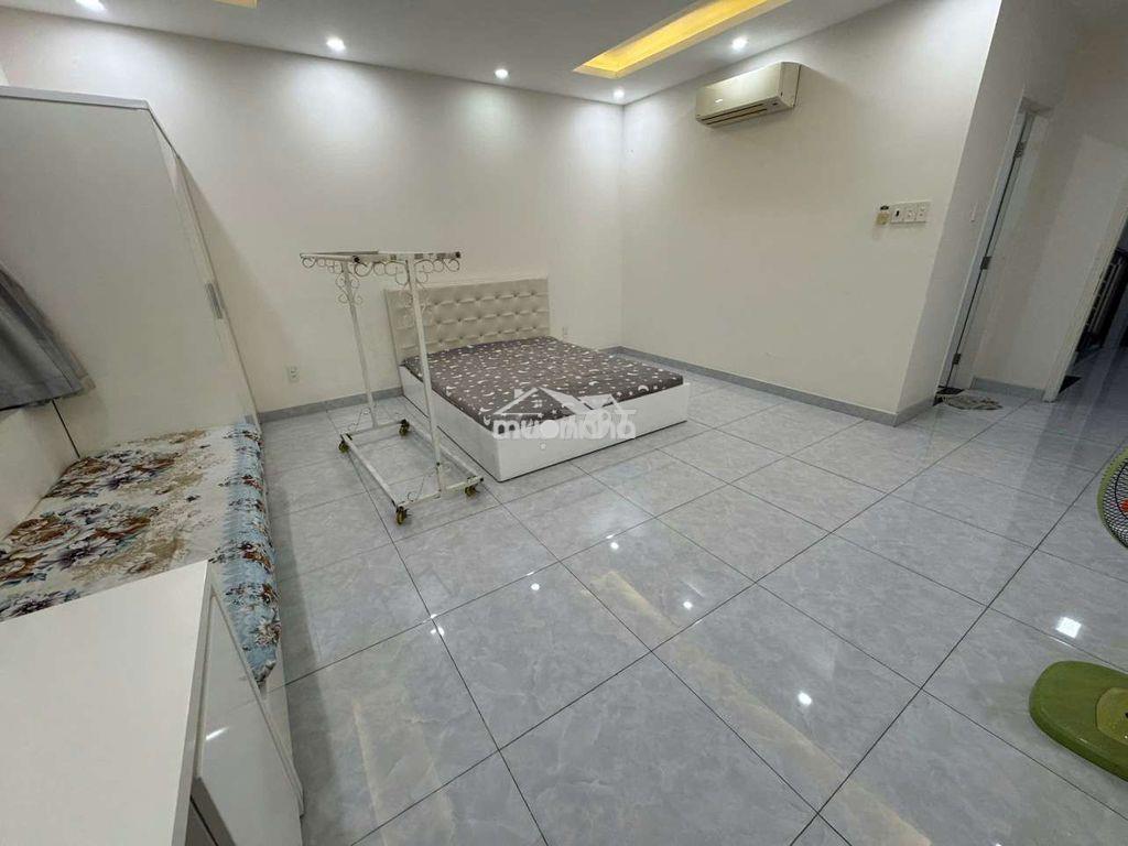 Căn hộ dịch vụ 50m2 siêu to trong kdc nam long đối diện vincome - 4