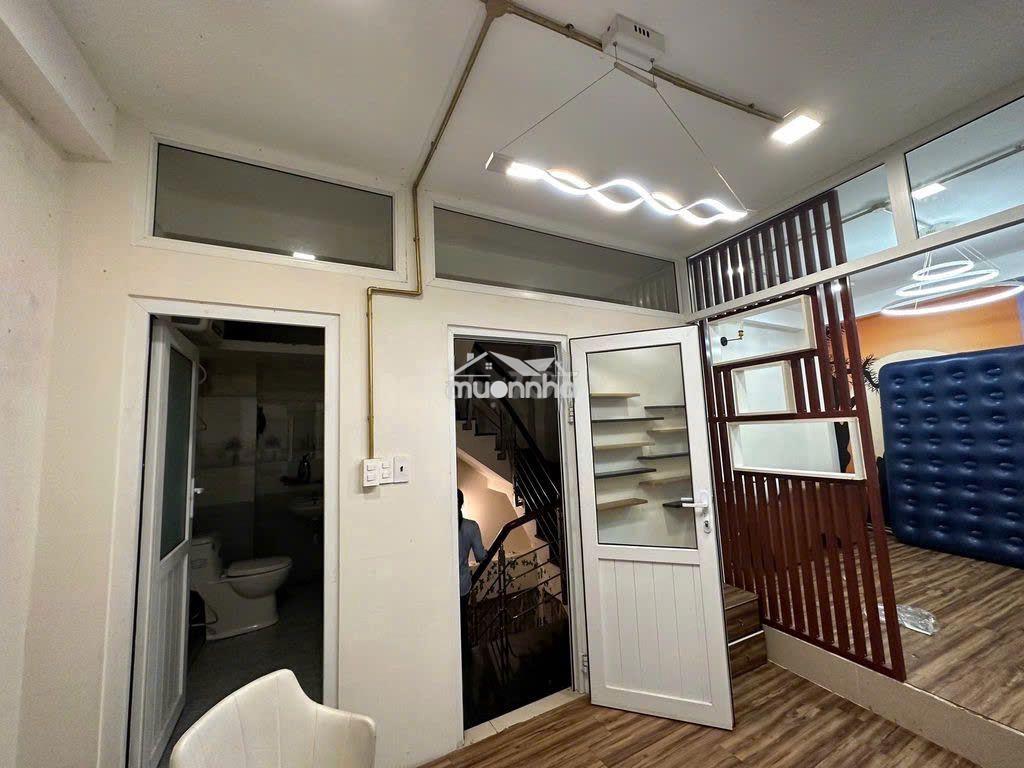 Hẻm đường 3/2 quận 10, 6x5, 1 trệt 3 lầu sân thượng, 4pn 4wc - 2