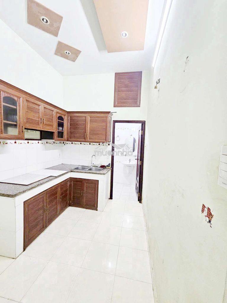 Nhà thuê đường trước nhà 4m hùynh văn bánh phú nhuận 2 pn 1 máy lạnh - 3