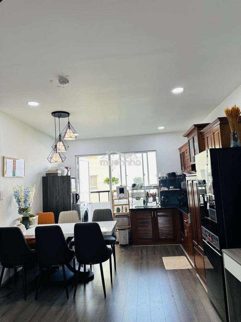 Cho thuê chung cư qk7 dt 70m2 có 2pn,2wc. lầu 5, full nội thất cao cấp
