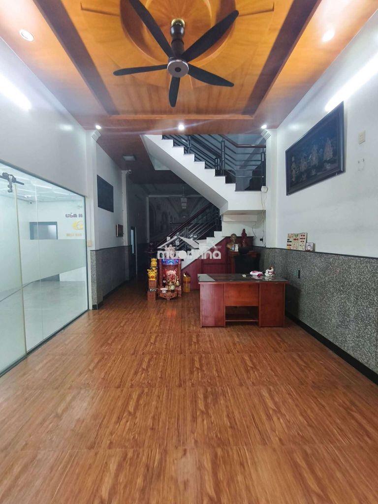 Nhà lầu mặt tiền kinh doanh gần go dĩ an