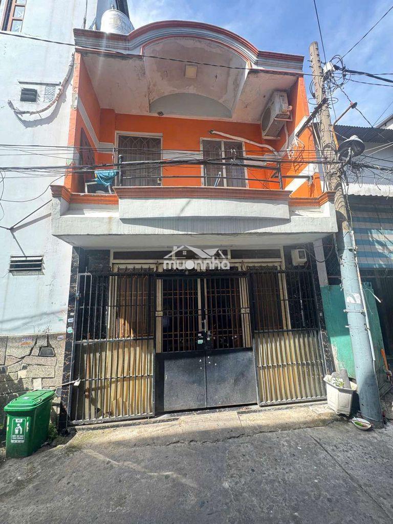 Nhà hxh thông sát chợ bình long đối diện tân phú giá 4.45 tỷ (tl)