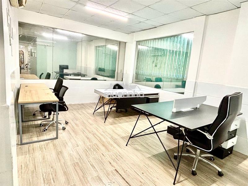 Văn phòng quận 1 cho 8-10 nhân sự có sẵn nội thất vào làm việc ngay