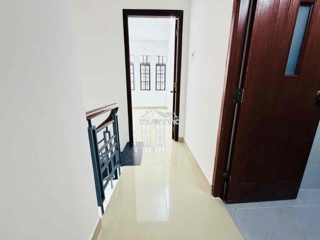Hàng hiếm bán nhà 2 tầng 50m2 - hẻm xe hơi khu vip phan văn trị - 3