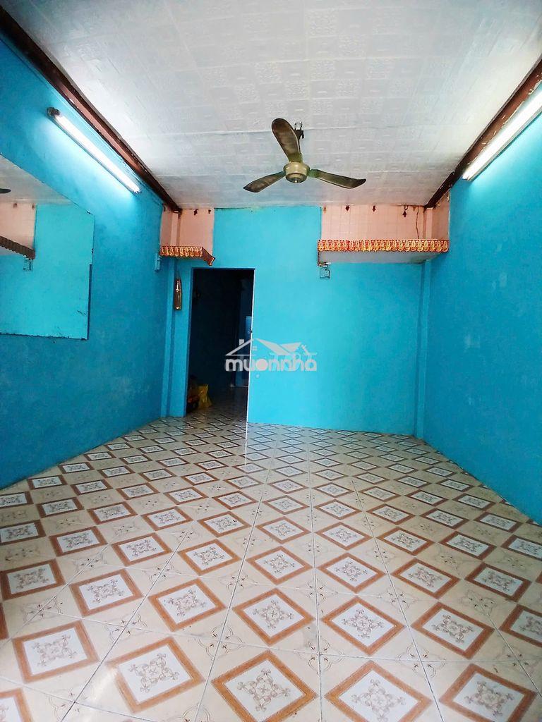 Chính chủ cho thuê nguyên căn nhà 2 tầng 80m2, 5pn, 2wc, xe hơi đỗ cửa - 3
