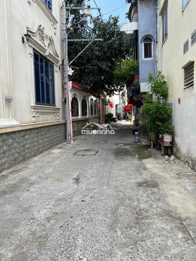 🔥Nhà đẹp ở ngay -hẻm xe hơi-  2 tầng - sát mt quang trung gv - 3,6tỷ - 2