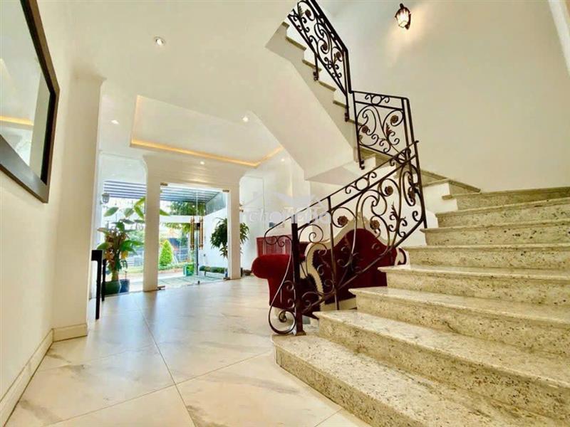 Cho thuê biệt thự khu everich 3 , nhà đẹp 50 triệu/tháng