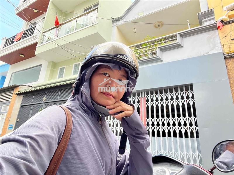Nhà 4 tầng, 92m2, ngang 5m, hxh, ngay cầu kiều đàm quận 7, nhíc 12 tỷ