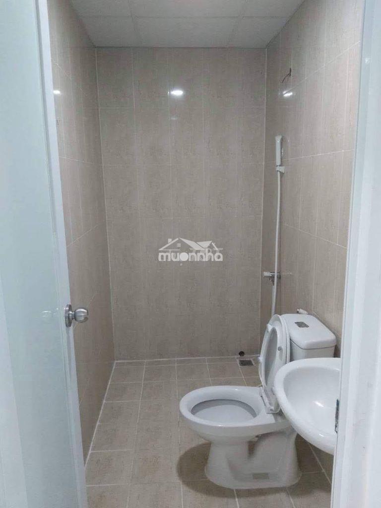 Cần cho thuê cc khuông việt 74m2, 2pn 9tr/tháng cuối t7 ở được - 2