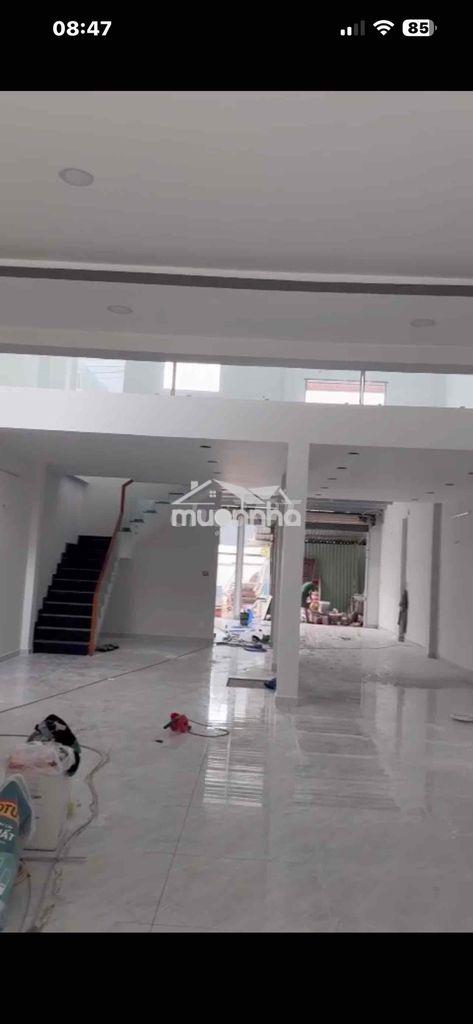 Nhà mặt tiền 160mgiá 40trieu còn thương lượng chính chủ
