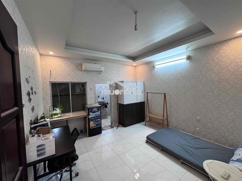 Chdv ngay ubnd gò vấp 340 quang trung
