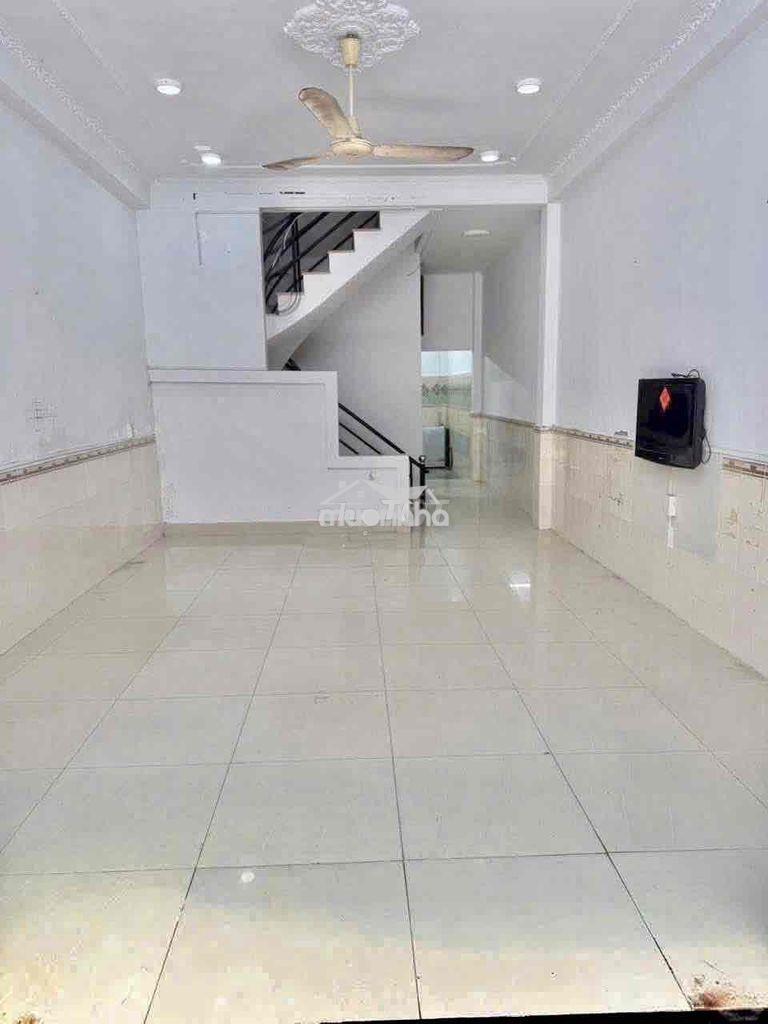 Cho thuê nhà 1 trệt 1 lầu 4x17m hẻm xe hơi lý phục man - 2