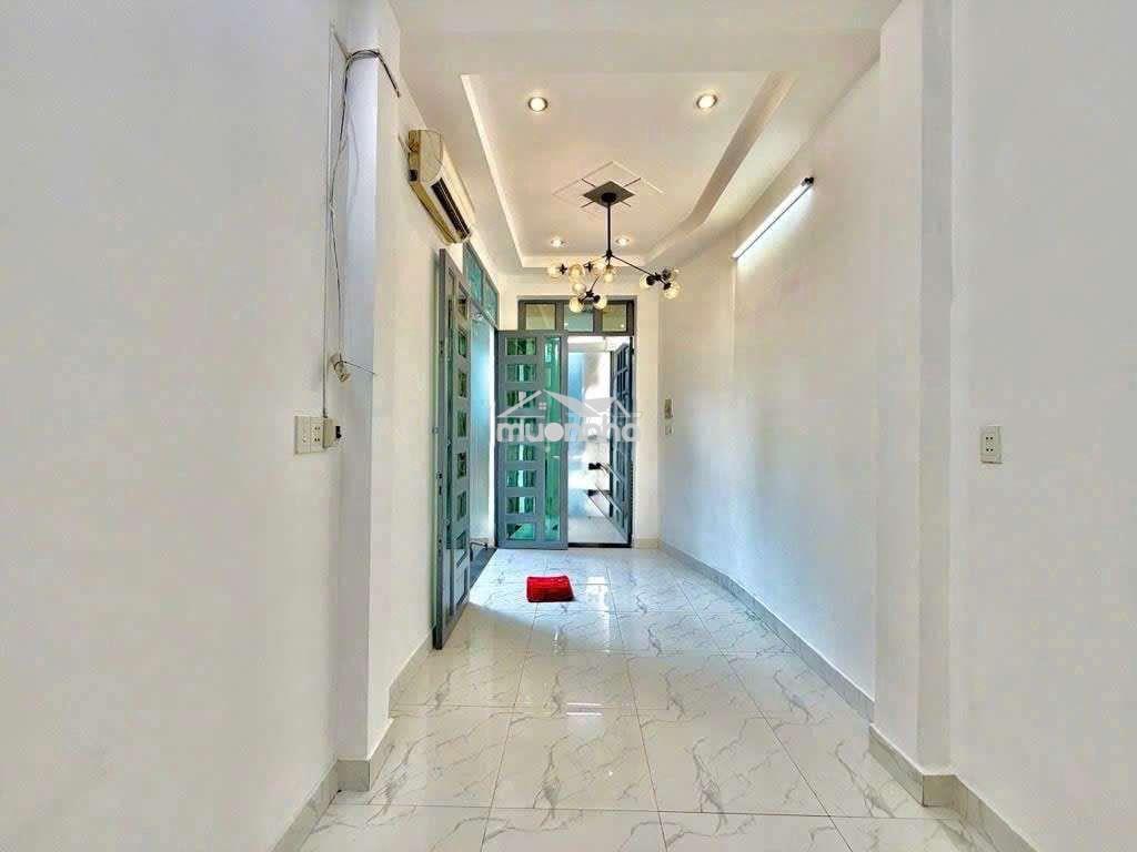 Nhà hẻm xe hơi có sân xe, 13tr còn bớt - 3