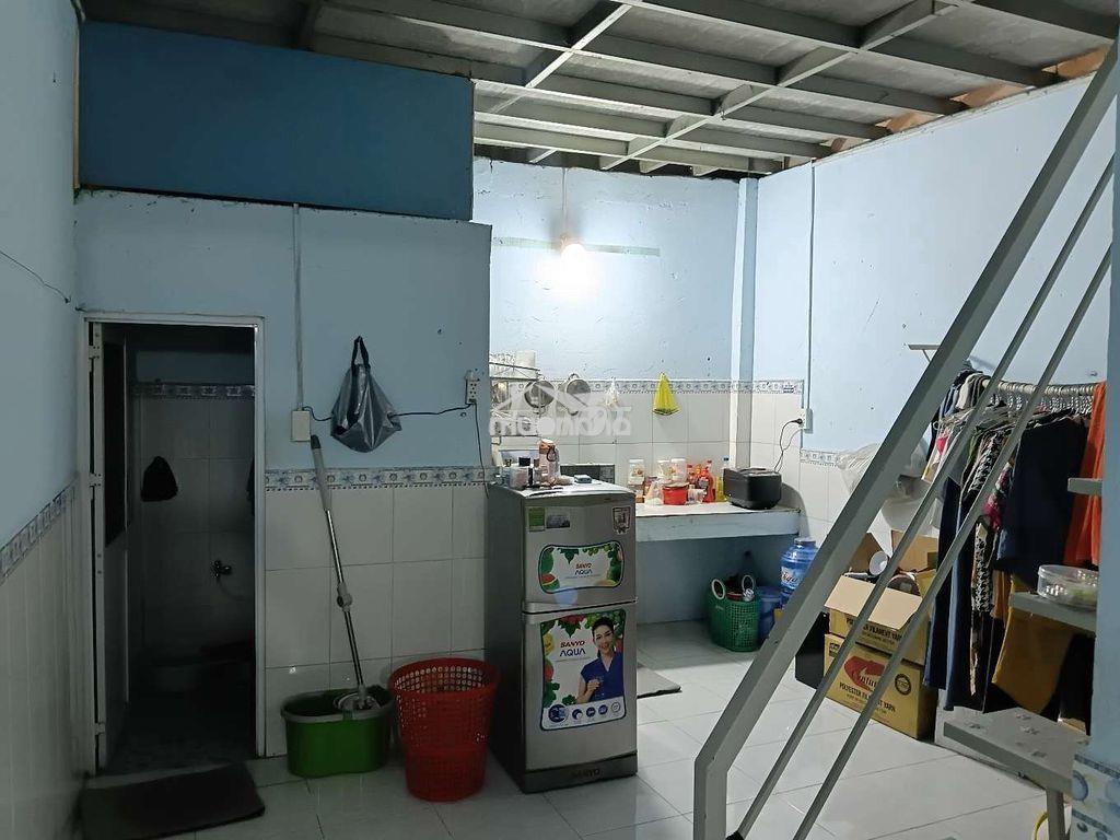 Bán nhà 60m2 - 3