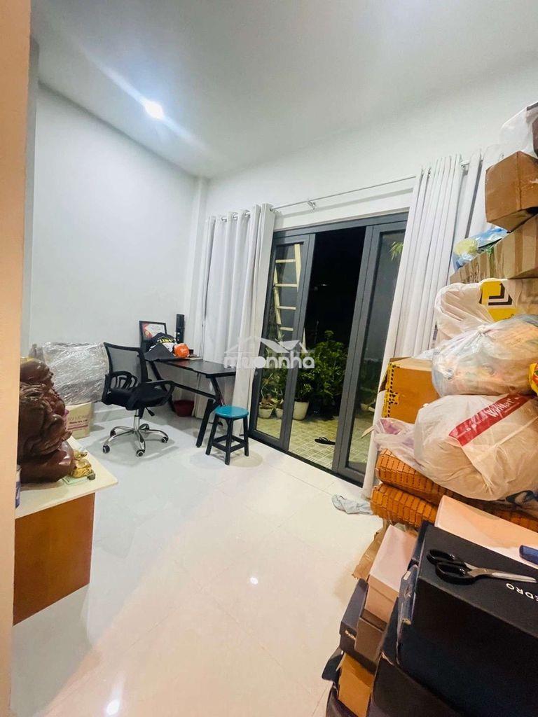 Nhà 3 tầng nguyễn thị điệu, q.9 - giá 5,3 tỷ. - 3