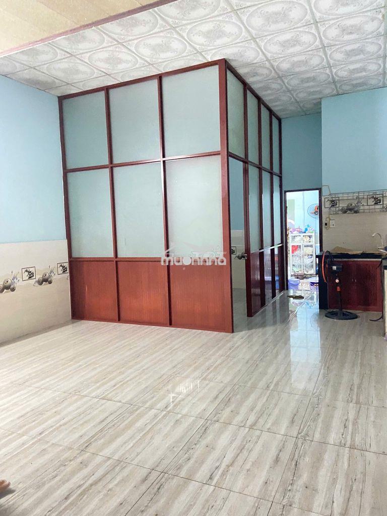 Nhà gò vấp cho thuê 40m2- thêm sân rộng 16m2- giá chỉ 5.5tr/tháng