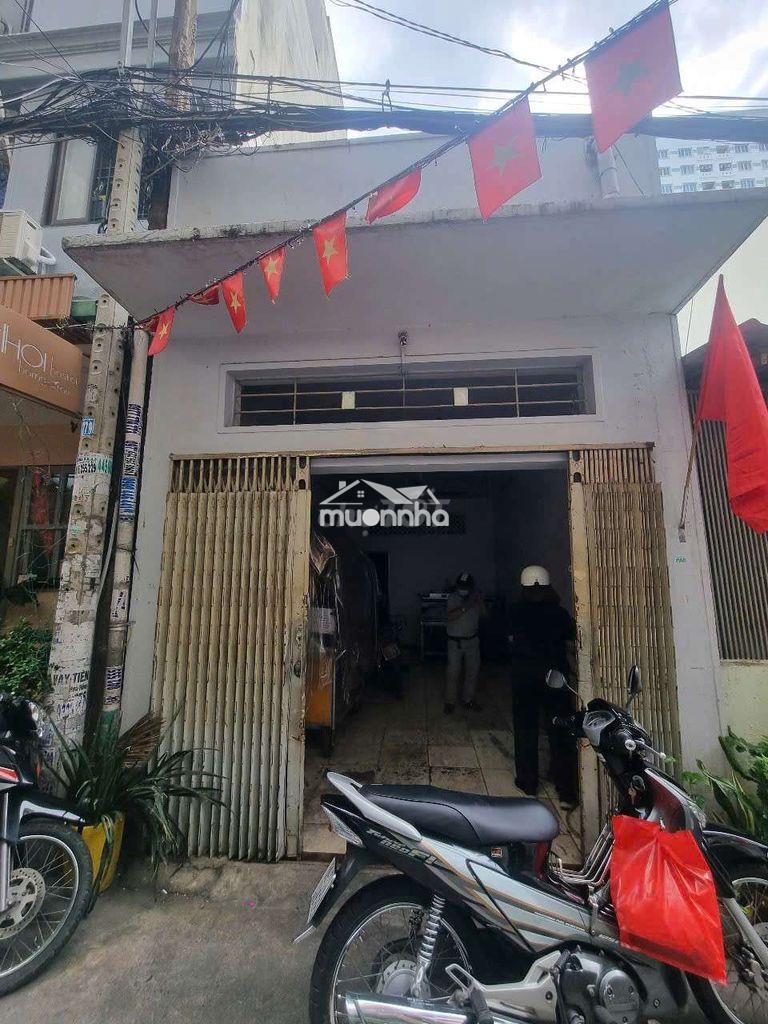 Cho thuê nhà trệt 1 lầu, ngay chợ nguyễn thái bình quận 1