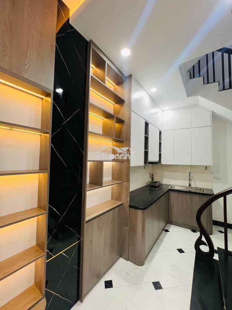 Cho thuê nhà giáp nhị - giải phóng - 6 tầng 3 ngủ mới tinh - ở ngay - 4