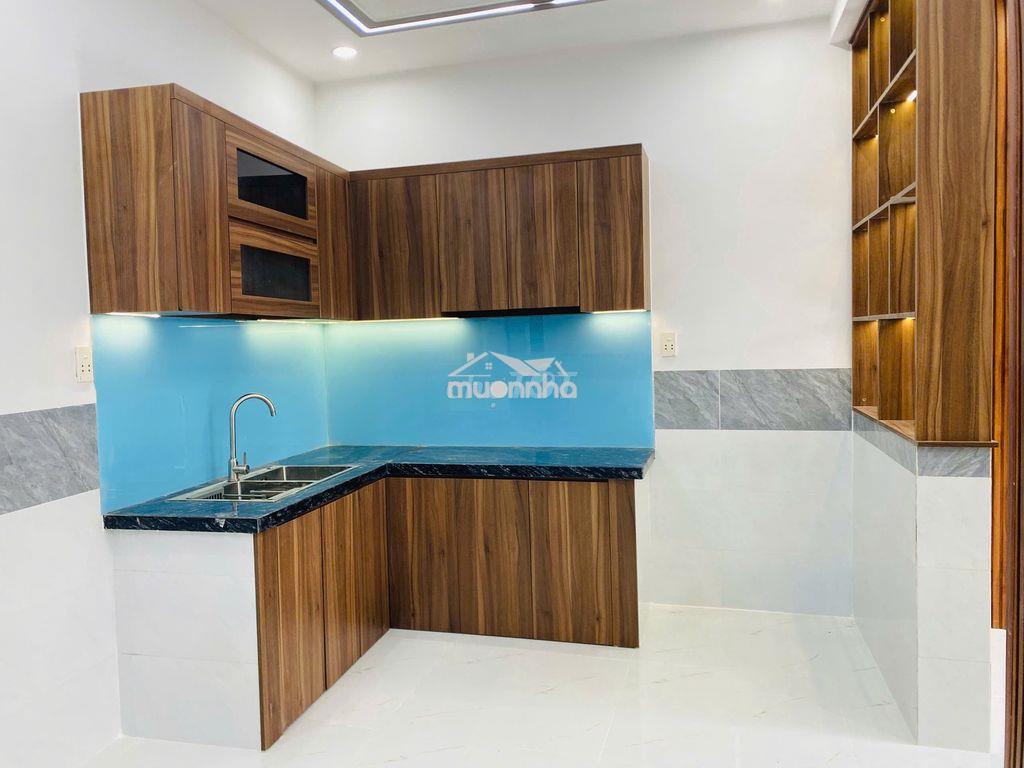 Hàng hiếm. nhà shr ở p. dĩ an. chỉ nhỉnh 2ty - 3