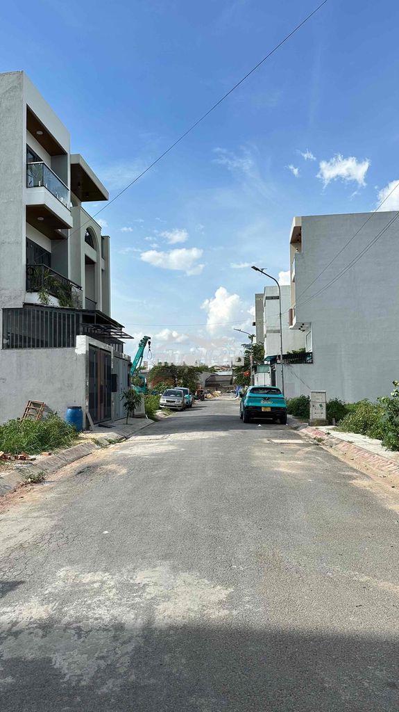 Đất 69m2 shr kdc bình chiểu thủ đức - 3.720 tỷ hướng đn ***
