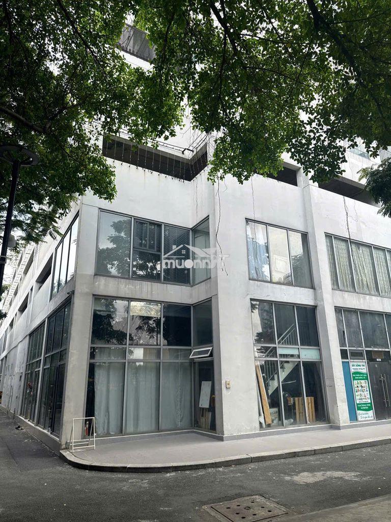 Bán căn hộ luxgarden q.7. dt 99,8m2. giá 7,6t