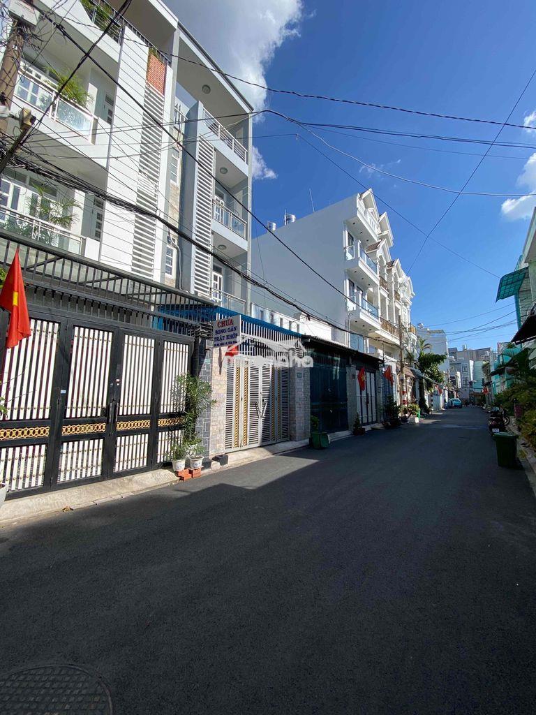 Nhà 50 m2 3 pn kinh doanh 4.9 tỷ chung cư phúc yên .