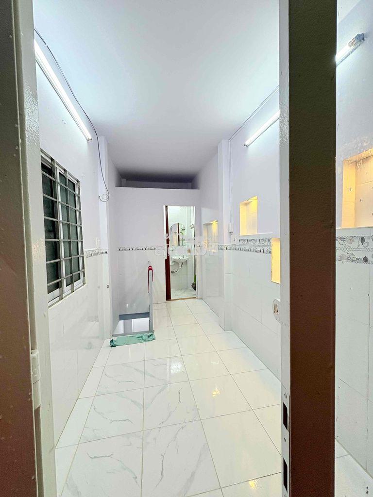 Chủ bán nhà ttq6 có 1ty700 có sổ hồng bank cho vay 500-700 nhà đẹp sạc - 2