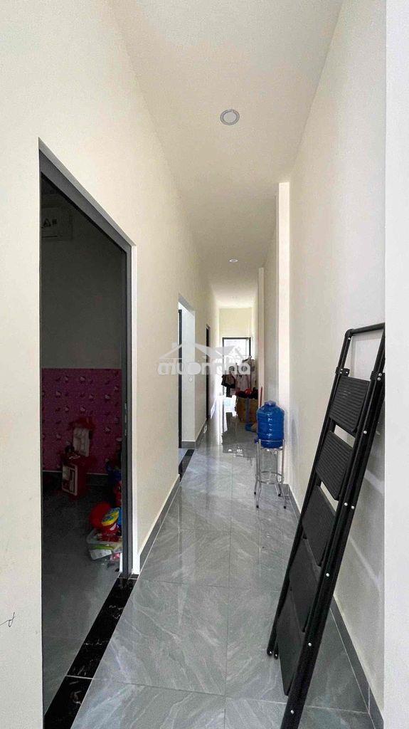 Nhà 84m2 chính chủ, 2pn đối chiện chợ bình chánh ql1a vô 200m - 3