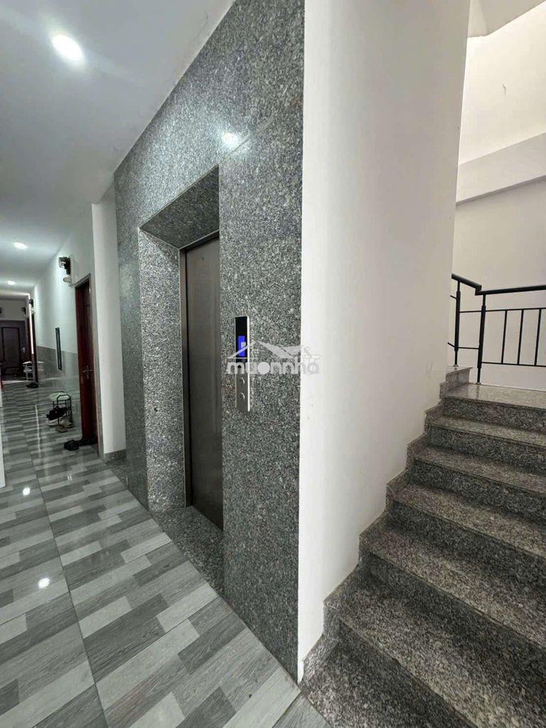 Tòa nhà chdv 17p - dt gần 1 tỷ/ năm - hxh né - 3