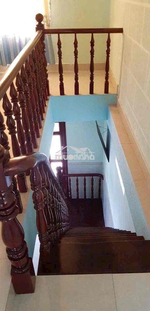 Bán nhà cấp 4 có gác gần đường nguyễn an ninh , chợ dĩ an - 3