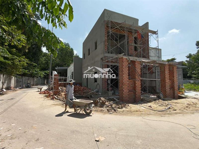 Bán góc nhà lầu mới đang hoàn thiện kế mỹ phước3 bến cát bình dưowmg