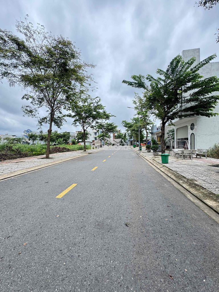 Chủ ngợp cần bán 80m2 đất tdc lộc an