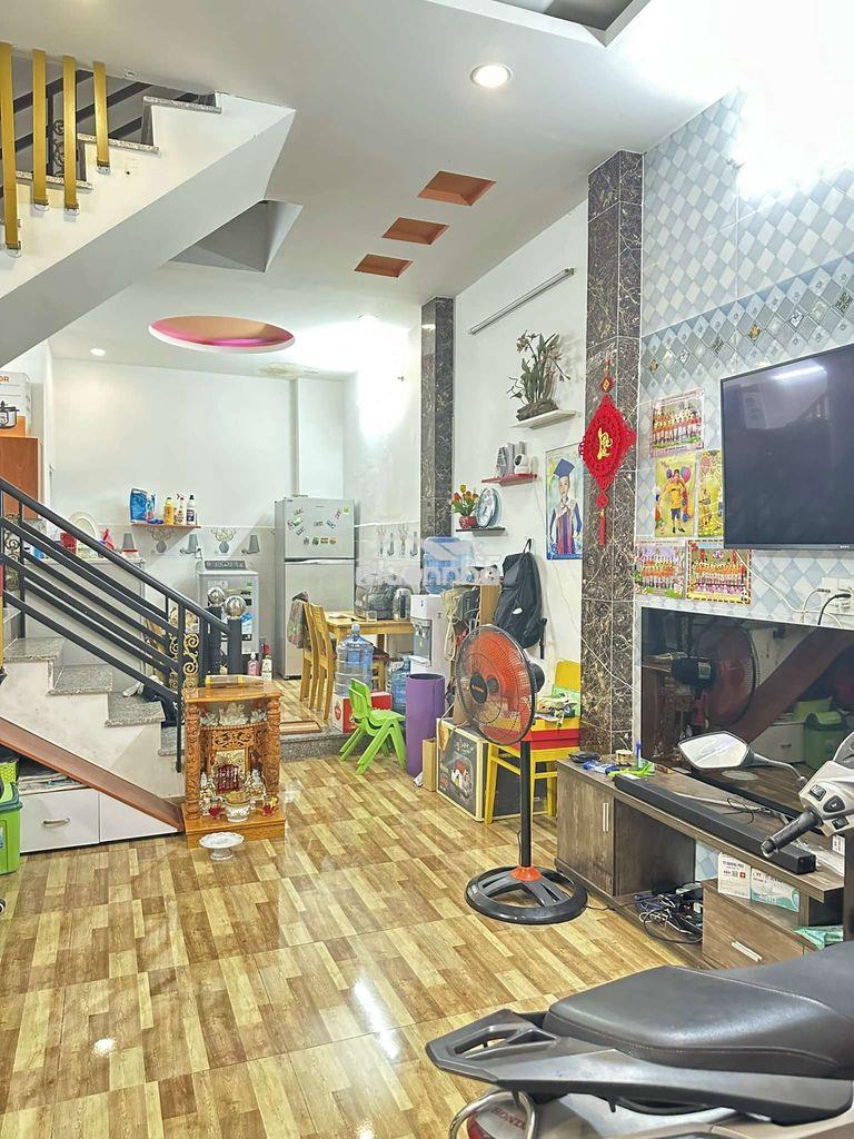 Cho thuê nhà mới dọn full đồ. hẽm 3gác nguyễn duy.dt 4.5 x 10.giá 11tr - 2