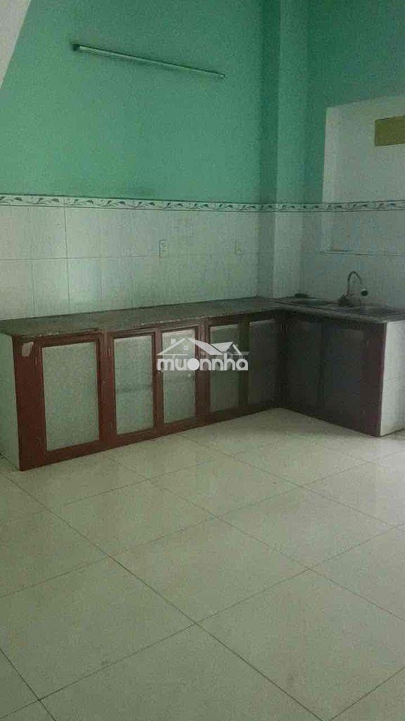 Nhà 1/ hẻm thông 5x13m - 1 lầu - 7tr/ tháng - 3