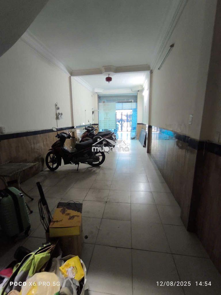 Cho thuê mặt bằng kinh doanh ngay tòa nhà viettel chợ hoàng hoa thám