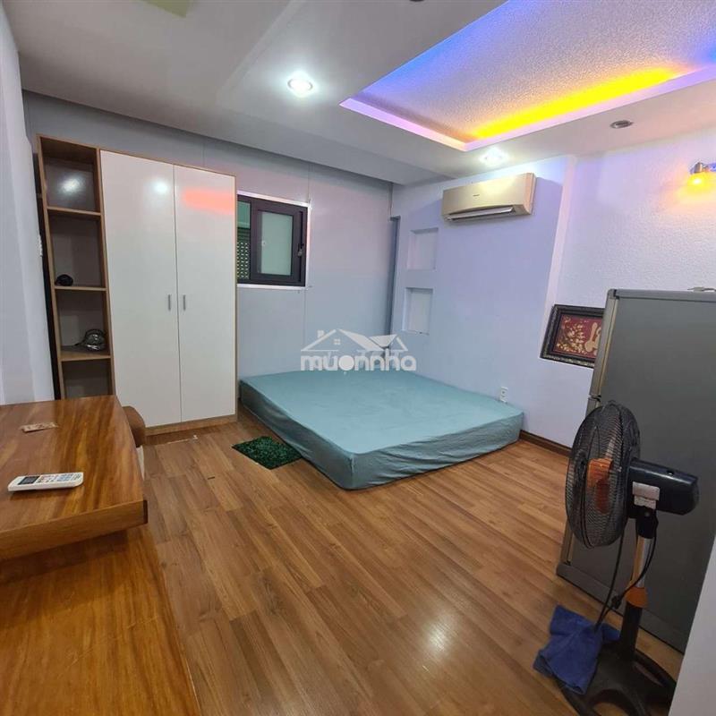 Chính chủ cho thuê phòng đường số 45 tân quy.
