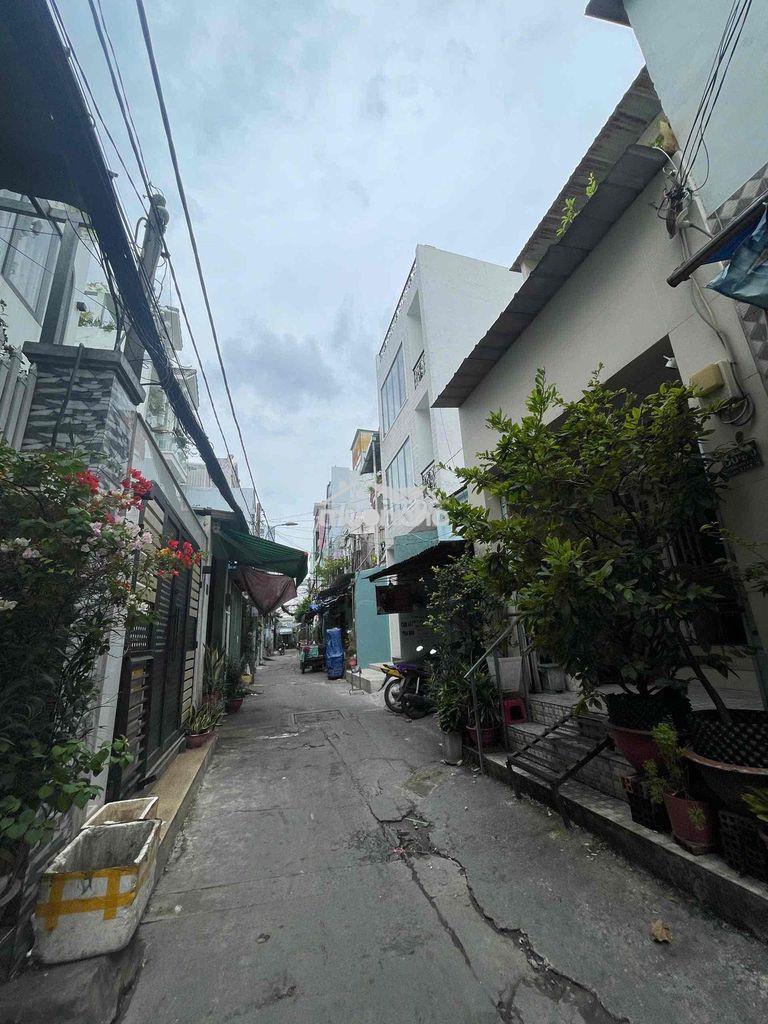 Nhà nát 5.4 x 14.5 - hẻm 4m gần mt - xây mới 5 tầng