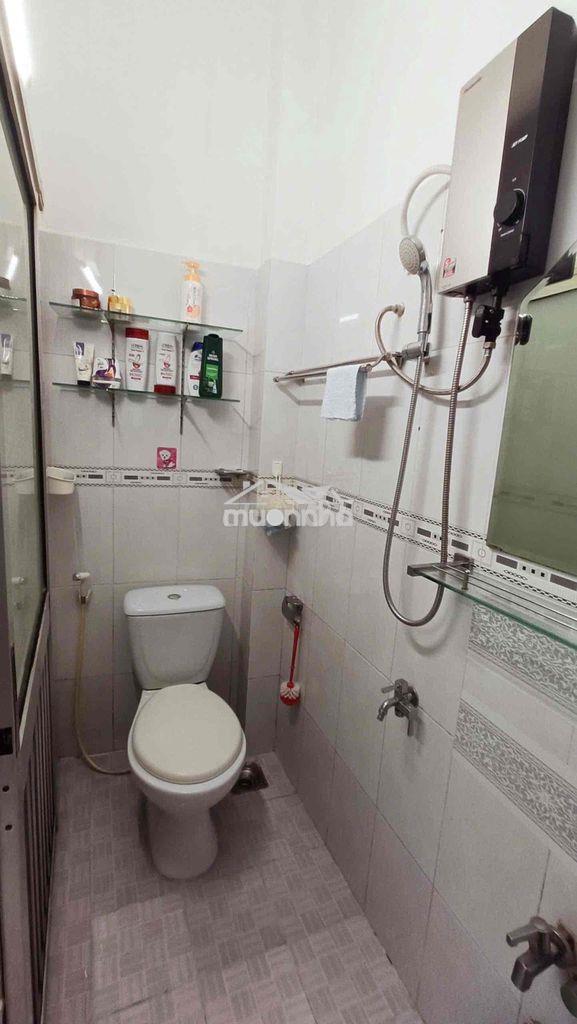 Bán nhà 2 tầng khu dân cư an ninh và yên tĩnh - 4