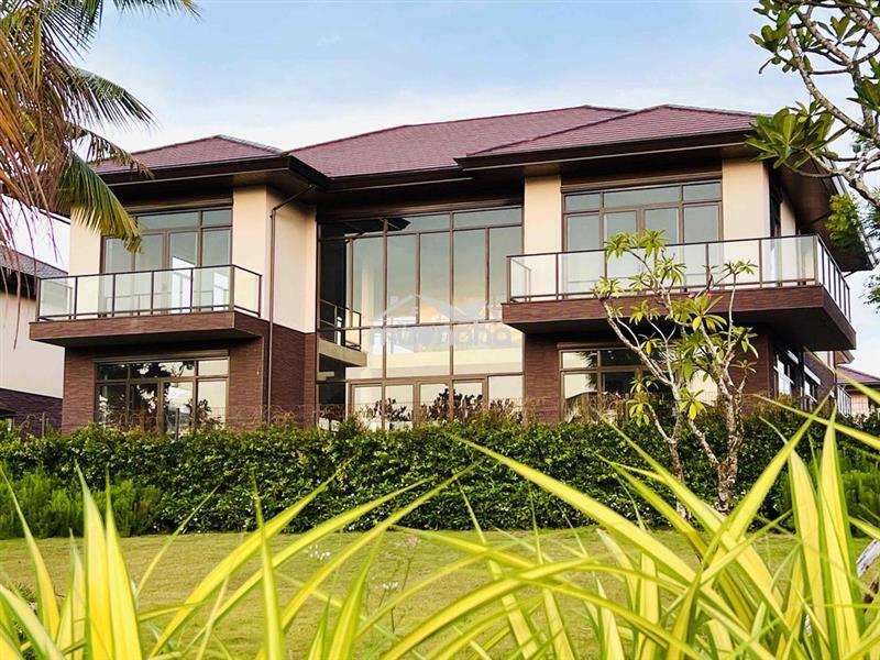 Bán biệt thự ven sông diện tích 800m2 giá 36 tỷ