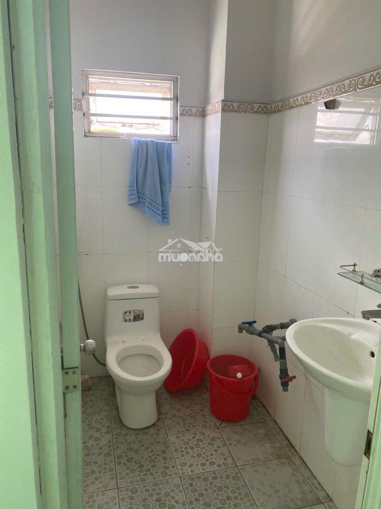 Thuê phòng đầy đủ nội thất vào ở ngay quân 12 - 3