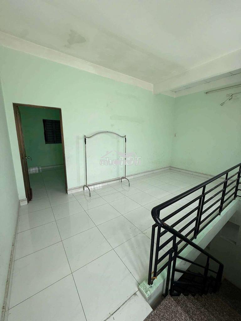 Đang cần bán gấp nhà hẻm 35 đường nguyễn văn quỳ phường tân thuận đông - 3