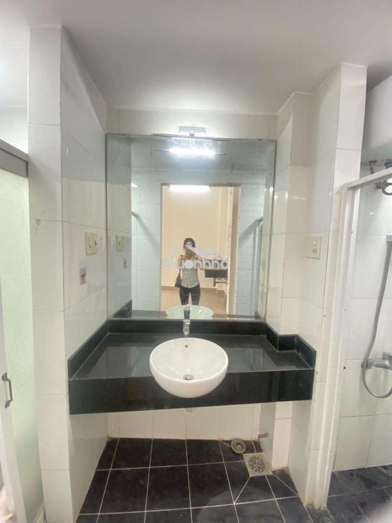 Phòng mặt tiền đ. hưng phú - cầu chữ y - 3