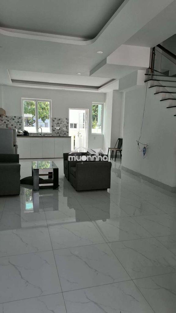Gc ❌cho thuê nhà phố suncasa1 hòa phú 
3pn 3wc full nội thất 