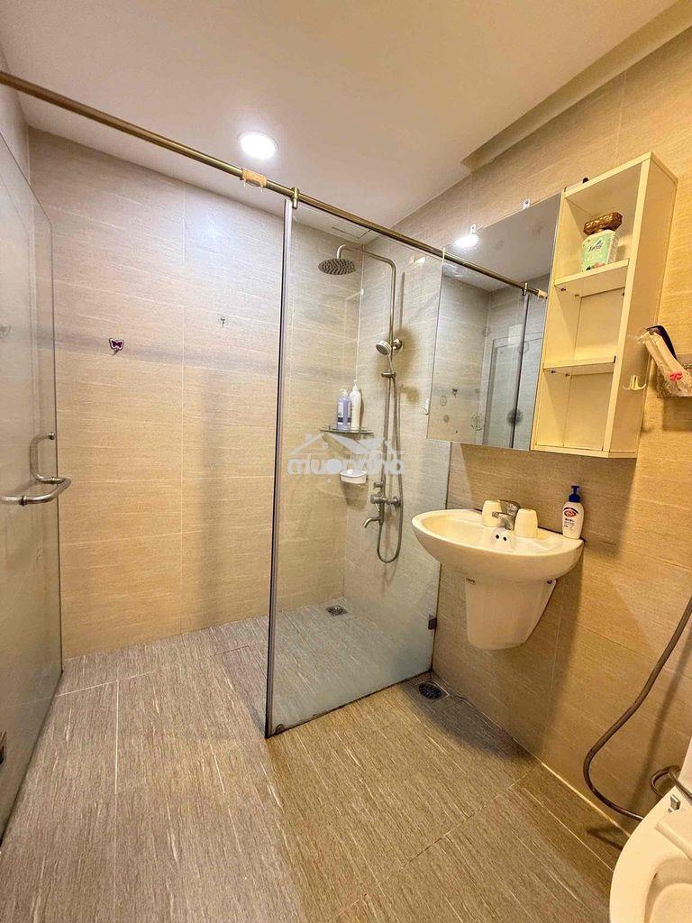Cho thuê căn hộ sunrise cityview q7 lh : - 3