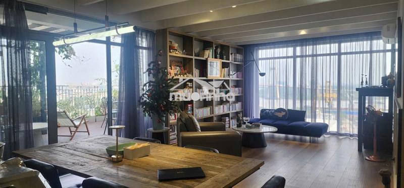 Cần cho thuê nhanh căn penthouse luxgarden q7 ,170m2 3pn giá 25tr/th.