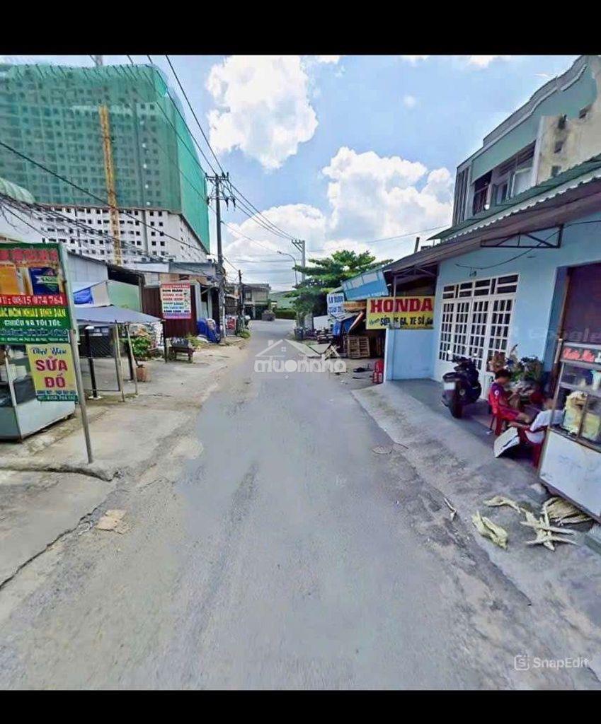 Nhà có mặt bằng kiot với 3 phòng trọ phía sau tiện ở kinh doanh ap 04 - 4