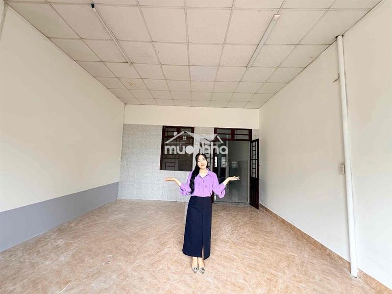 Nhà sát ngã 4 chiêu liêu chỉ hơn 3 tỷ