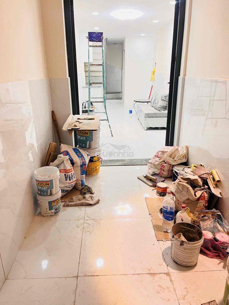 Cho thuê nhà nguyên căn nguyễn duy-hẻm xe hơi