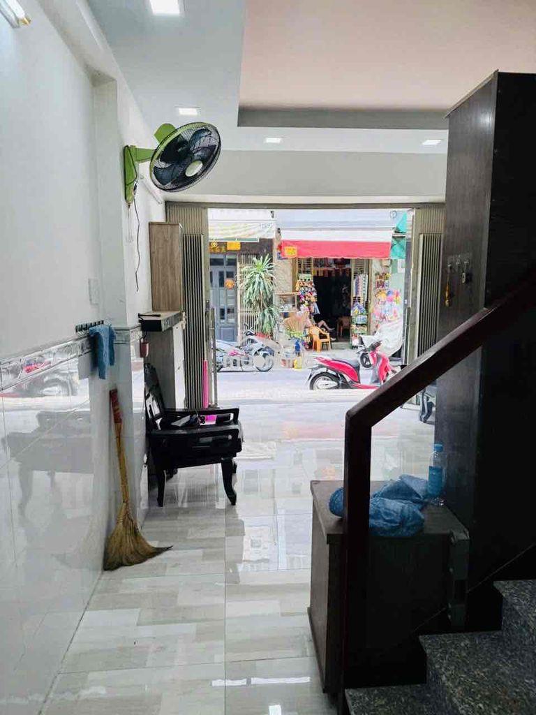 Nhà 5 tầng mới kiên cố 6pn hẻm xe tải đông đúc tiện ở kinh doanh - 2